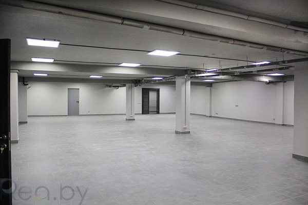 Производственное помещение офисные помещения торговые помещения склад 561 кв.м., Минск район,  Продан