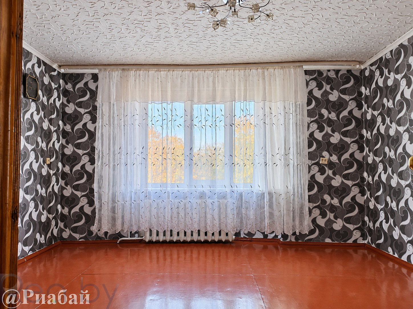  62м.кв., комнат 3, Речица (Гомельская область, Речицкий район, Речица, Спортивная улица, 13)